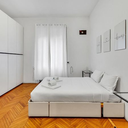 Appartamento Pacini - Affitti Brevi Italia Milão Exterior foto